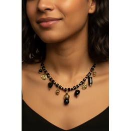Collier pampilles noires