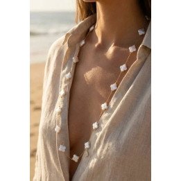 Collier sautoir trèfles blancs