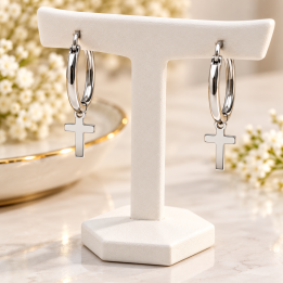 Créoles en acier avec pendentif croix – 20 mm