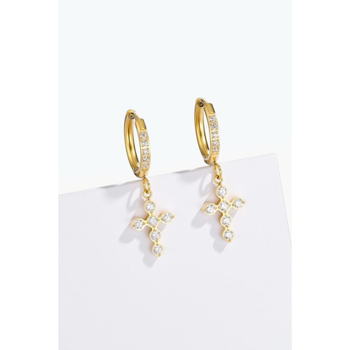 Boucles d’oreilles créoles croix en acier avec strass