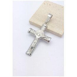 Pendentif croix et Christ