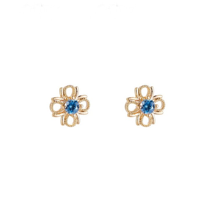 Boucles d'oreilles fleurs en doré
