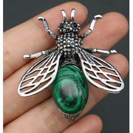 Broche insecte volant vert